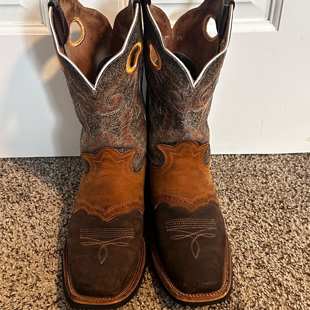 Men's Western Cowboy Boots - Brown and Gray
